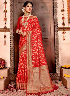 Red Banarasi Silk Traditional Wear Weaving Saree