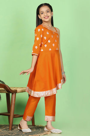 Fashion Dream Girl's Taffeta Kurta And Pant Suit Sets