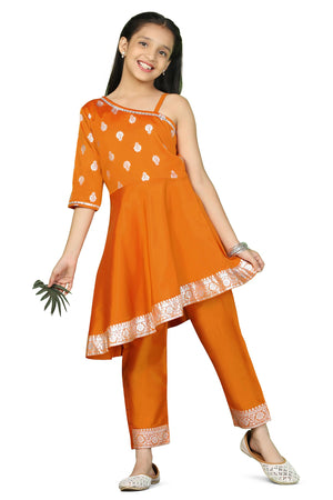 Fashion Dream Girl's Taffeta Kurta And Pant Suit Sets