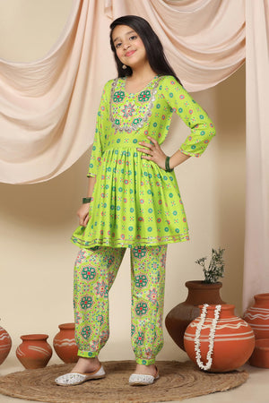 Fashion Dream Cotton Blend Girls Slub Printed Salwar Suit Set