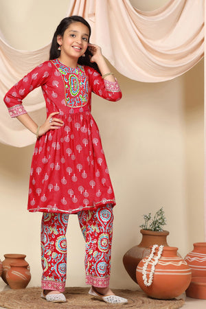 Fashion Dream Cotton Blend Girls Slub Printed Salwar Suit Set