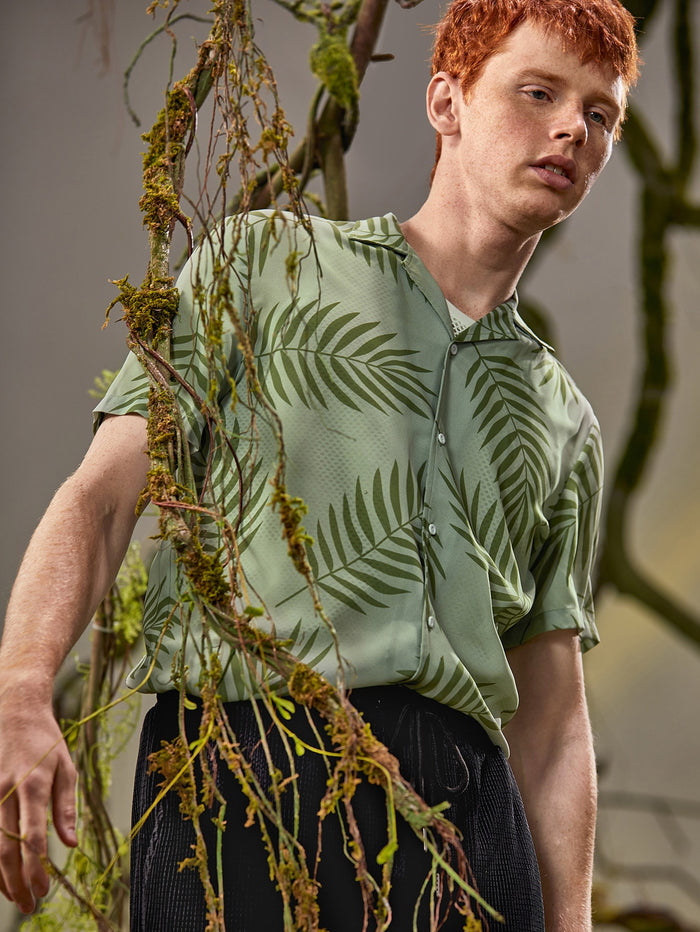 Men Tropical Print Single Breasted Shirt