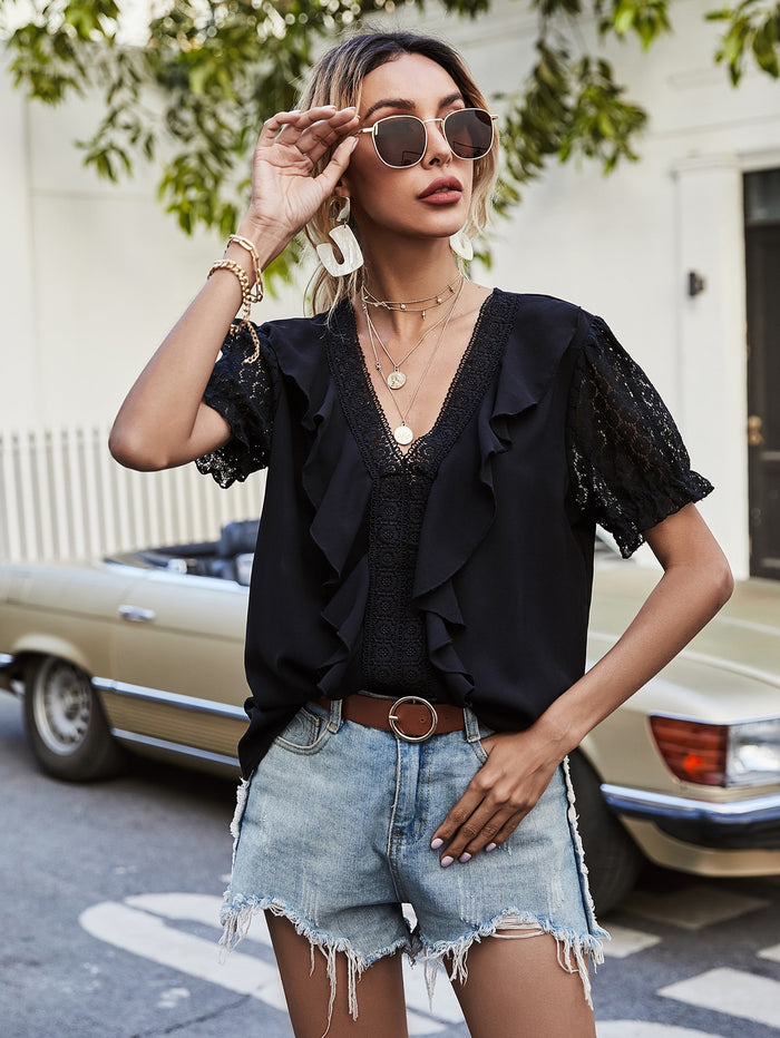 Ruffle & Lace Trimed Blouse