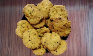Crispy Farsi Puri ( Methi )